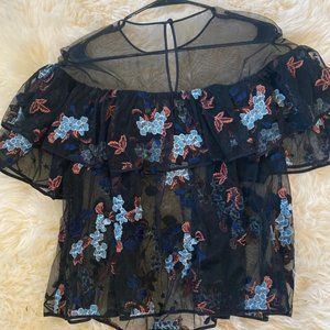 Gorgeous Cinq a Sept sz S top blouse